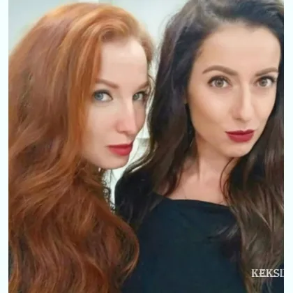 Дві хороші дівчини є нічь фото 1