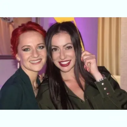 Дві хороші дівчини є нічь фото 2